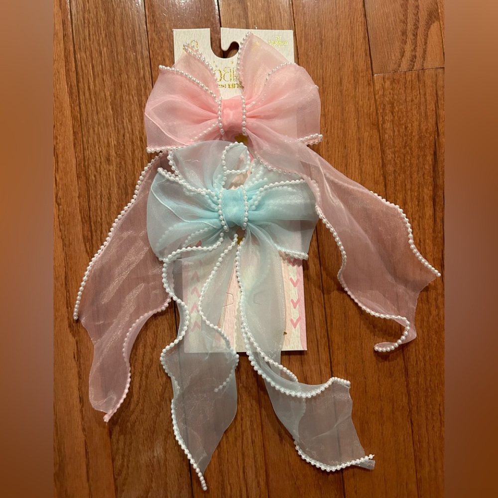 Sparkle Beaut Bows, New in Package